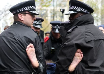 El Reino Unido detienen a activistas por cánticos de “globalizar la intifada”