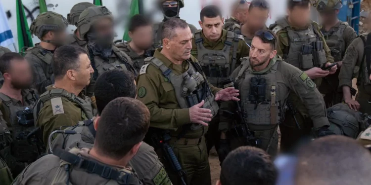 Jefe del ejército israelí: Nuestra determinación de desarmar a Hamás es “absoluta”