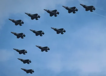 Los F-35 se caen a mitad de camino antes de atacar en China