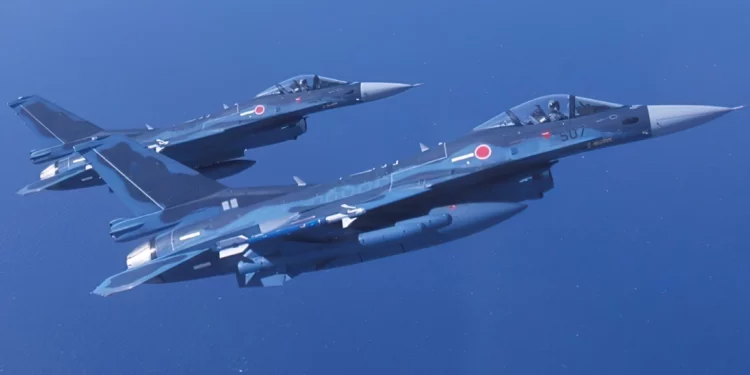 F-2 japoneses ensayan la destrucción de portaaviones chinos