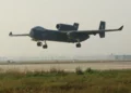 China lanza el gigantesco Jiutian que inunda el cielo con cientos de UAV