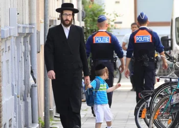 Líderes judíos belgas indignados por retiro policial en Amberes