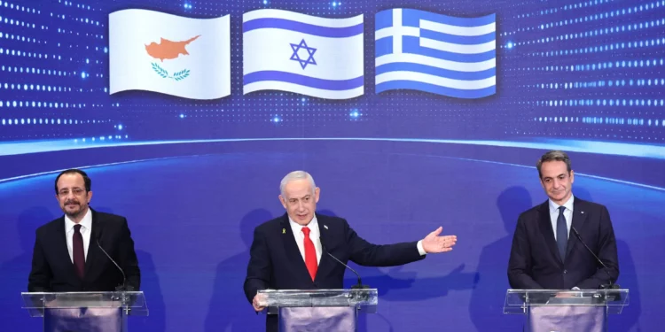 Netanyahu advierte a Irán: “Cualquier acción contra Israel recibirá una respuesta muy severa”