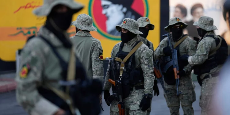 Máximo magistrado iraquí afirma que las milicias proiraníes coordinarán con el Estado el control de armas