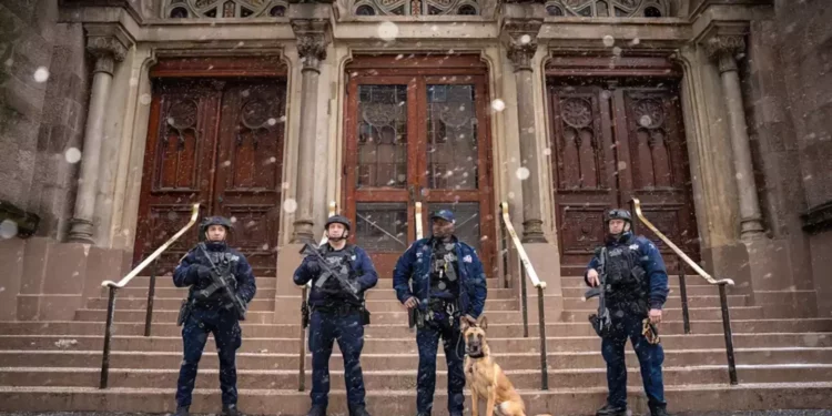 Una organización judía insta a las sinagogas a no recurrir a la policía para su protección