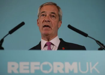 Supervivientes del Holocausto exigen disculpa pública a Nigel Farage