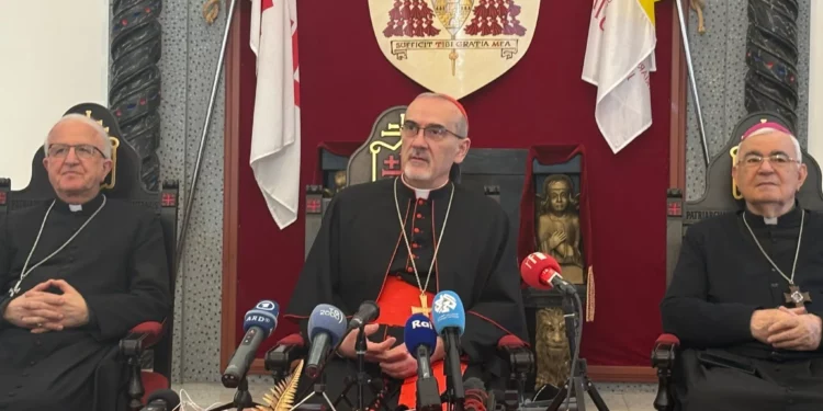 En visita a Gaza: el máximo representante católico de la región afirma que no hay hambre