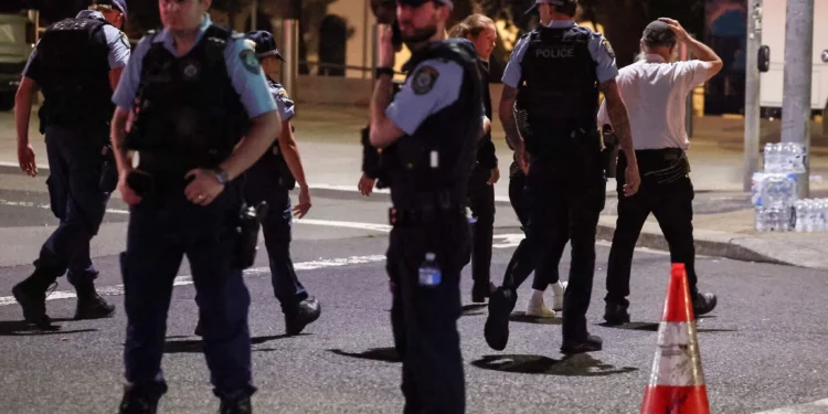 Artefacto explosivo encontrado en coche vinculado al tirador de Sidney