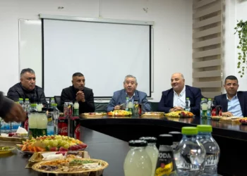 Alcalde de Rahat exige fin de controles policiales en aldeas beduinas