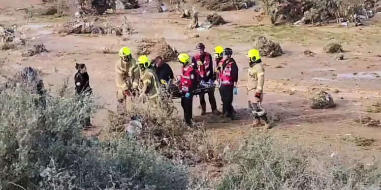 Hallan muerto a hombre arrastrado por riada tras horas de búsqueda