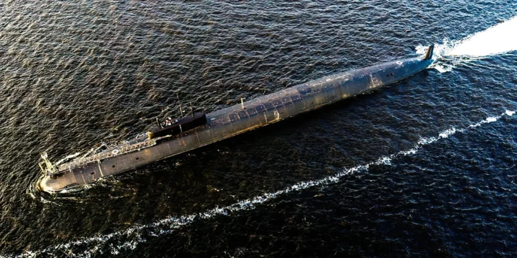 Submarino ruso inservible: SUB ucraniano golpea en Novorossiysk