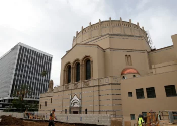 Antiisraelíes interrumpen un acto del consulado israelí en una sinagoga de Los Ángeles