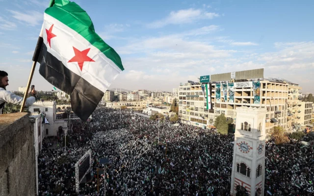 ONU advierte que la transición siria sigue frágil tras la caída de Assad