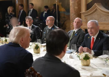 Eisenberg acompaña a Netanyahu en viaje a Mar-a-Lago con Trump