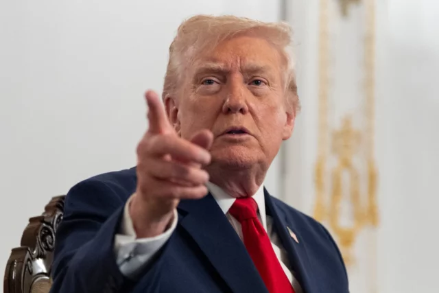 Trump advierte a Israel que no “interfiera” en Siria tras enfrentamiento en Beit Jin