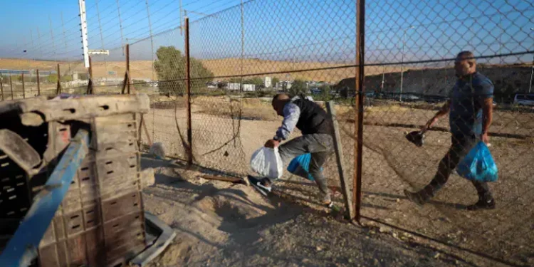 Wisam Hashlamoun/Flash9