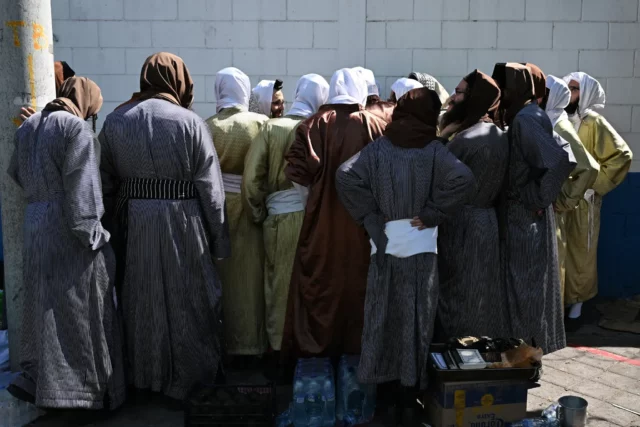 Colombia expulsa a 17 miembros de la secta judía haredí Lev Tahor a EE. UU.