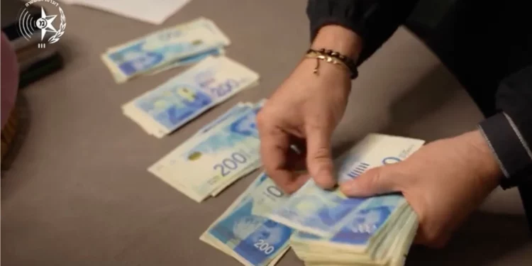 Arrestan a 17 vinculados a club de segunda división por amaño de partidos