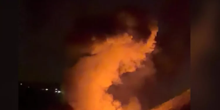 Israel ataca objetivos de Hamás y Hezbolá en el este y el sur del Líbano