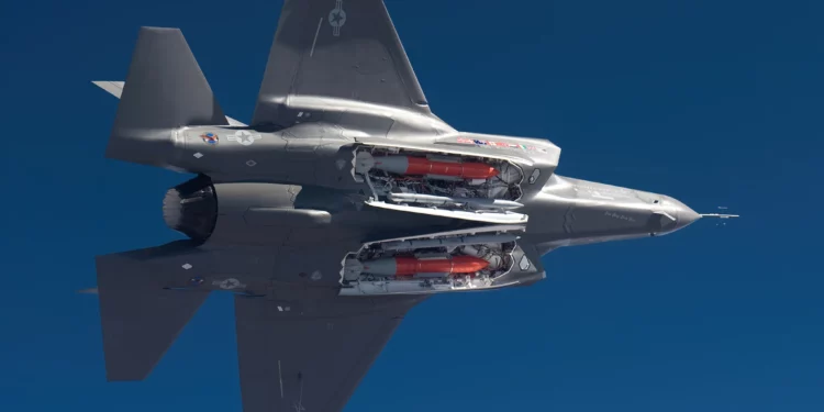 F-35 armados con bombas nucleares B61-12: Cambiará el mundo