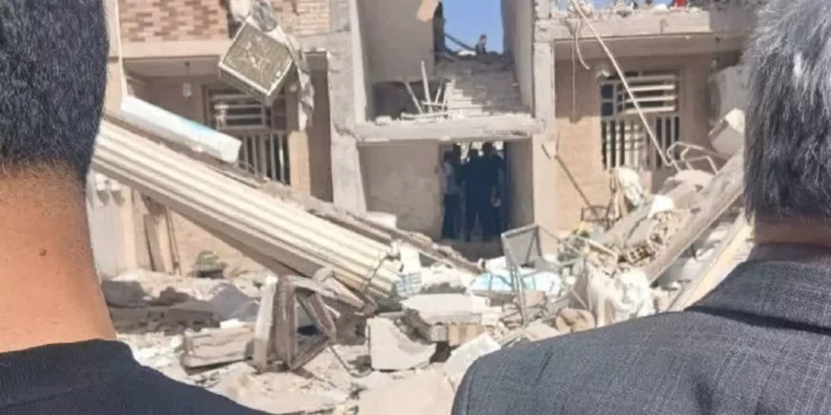 Israel niega su implicación tras dos explosiones que sacuden Irán