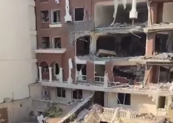 El CGRI niega que explosión en Bandar Abbas buscara a un comandante naval