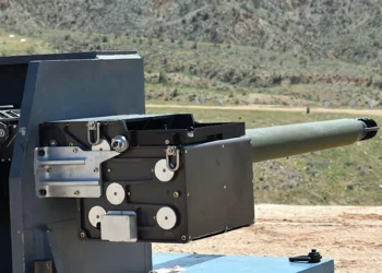 El Ejército de los Estados Unidos prueba un nuevo cañón de 50 mm