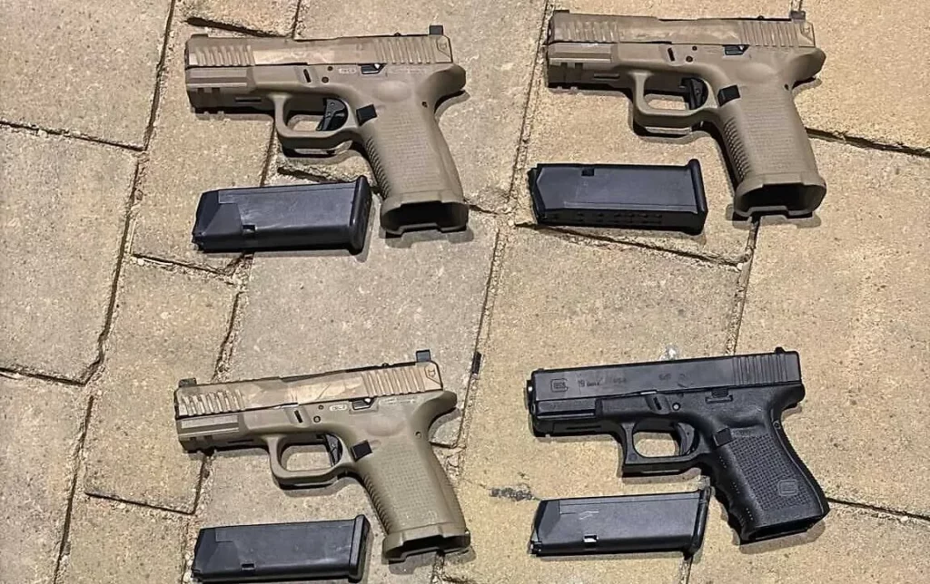Las FDI frustran contrabando de pistolas desde Jordania con un dron