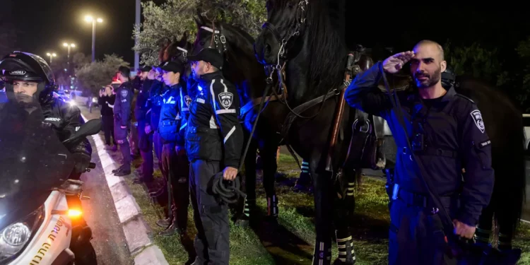El cuerpo de Ran Gvili llega al Instituto Forense Abu Kabir