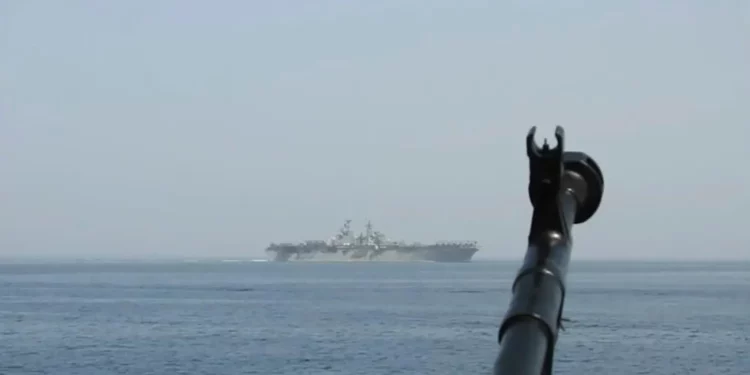 El CGRI de Irán hará ejercicios con fuego real en el estrecho de Ormuz