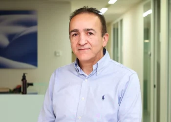 El gobierno nombra a Maharan Frozenfar jefe del presupuesto del Tesoro