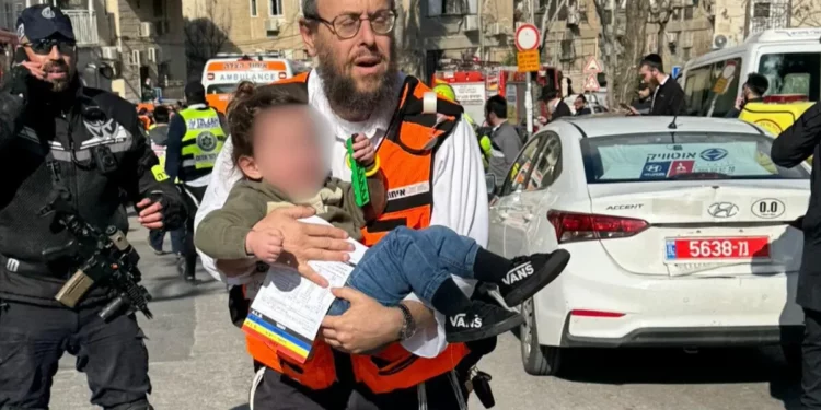 Fuga de sustancia tóxica en Jerusalén: 55 bebés afectados y dos en estado crítico