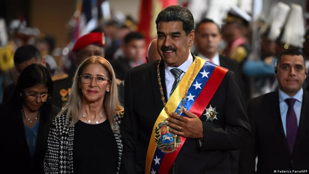 Vicepresidente de Venezuela: el Gobierno desconoce el paradero de Maduro y su esposa