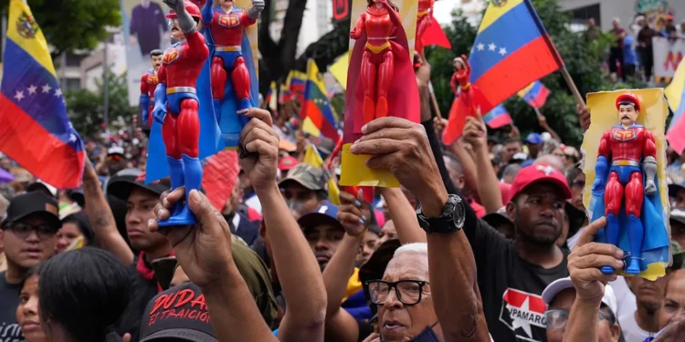 Venezuela ordena arrestar a quienes apoyaron captura de Maduro