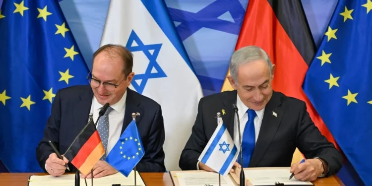 Netanyahu y ministro alemán sellan acuerdo bilateral contra el terrorismo