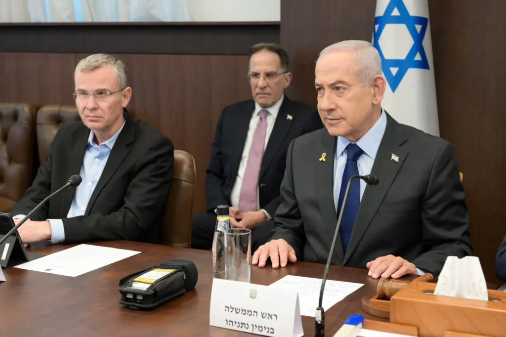 Netanyahu: Ahora podría ser el momento en que los iraníes “tomen las riendas de su destino”