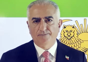 Reza Pahlavi: quienes reprimen las protestas en Irán son “objetivos legítimos”