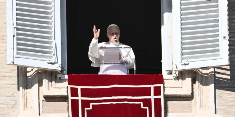 El papa León reza por la paz en Irán, Siria y Ucrania