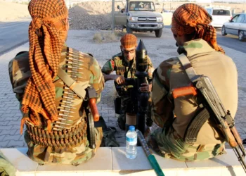 Combatientes kurdos armados intentan cruzar la frontera con Irán