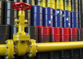 Trump cita a Vitol y Trafigura para hablar del petróleo venezolano