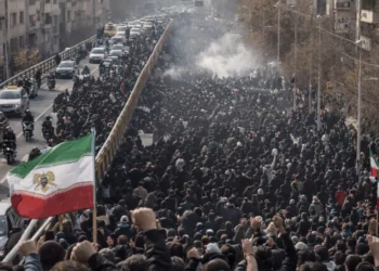 Al menos 10 personas han muerto desde el inicio de las protestas contra el régimen en Irán