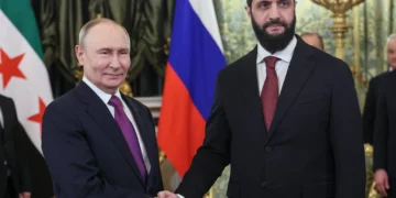 Putin ofrece ayuda económica a Siria durante la visita de Sharaa a Moscú