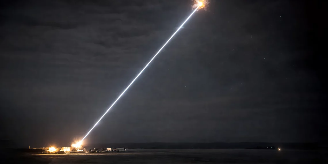El rayo láser de Israel está listo para derretir misiles en el aire
