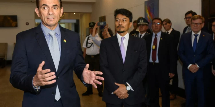 Estados Unidos presiona a Bolivia para que expulse a espías iraníes