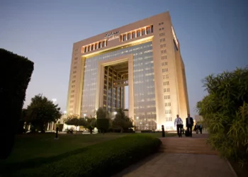 SABIC vende activos petroquímicos en Europa y ETP por $950 millones