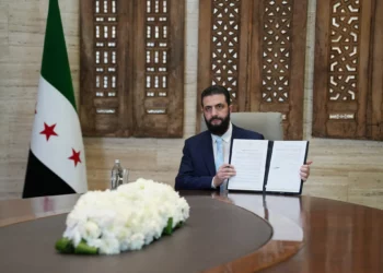 Siria acuerda alto el fuego con las FDS tras avance del gobierno sirio