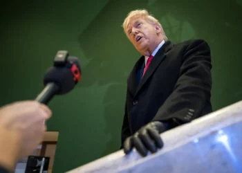 Trump: Esperemos que no sea necesario tomar “más medidas” contra Irán