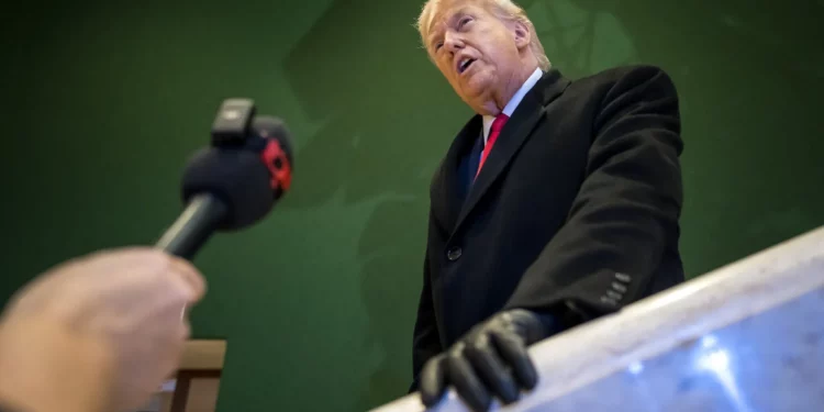 Trump: Esperemos que no sea necesario tomar “más medidas” contra Irán