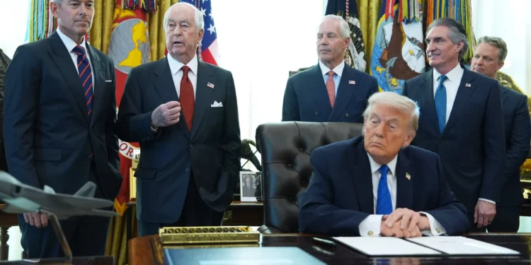 Trump fija a Irán un plazo para un acuerdo: o habrá “duros ataques”