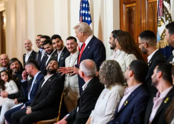 Witkoff afirma que Trump se emocionó con la visita de los rehenes liberados